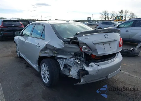 2010 Toyota Corolla S z USA, uszkodzony, nr VIN 1NXBU4EE3AZ277725